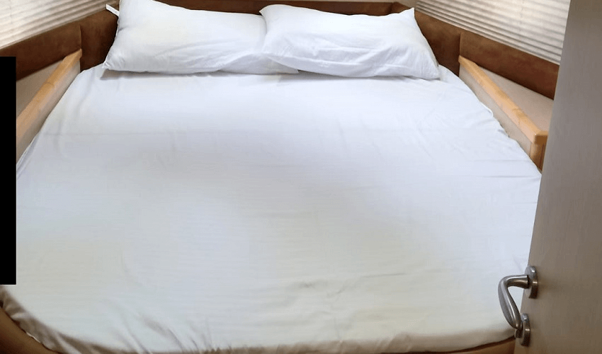 wazhir.com yacht rental dubai
