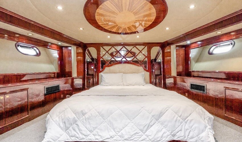wazhir.com yacht rental dubai