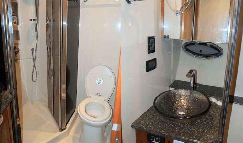 wazhir.com yacht rental dubai