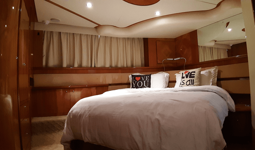 wazhir.com yacht rental dubai