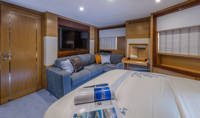 wazhir.com yacht rental dubai