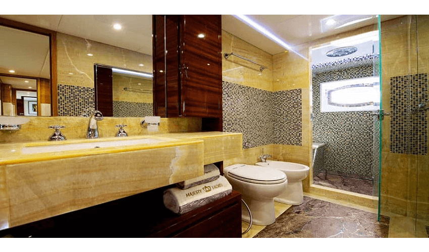 wazhir.com yacht rental dubai