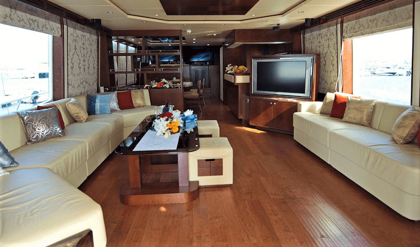 wazhir.com yacht rental dubai