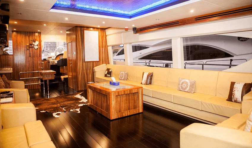 wazhir.com yacht rental dubai