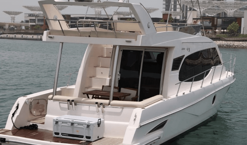 wazhir.com yacht rental dubai